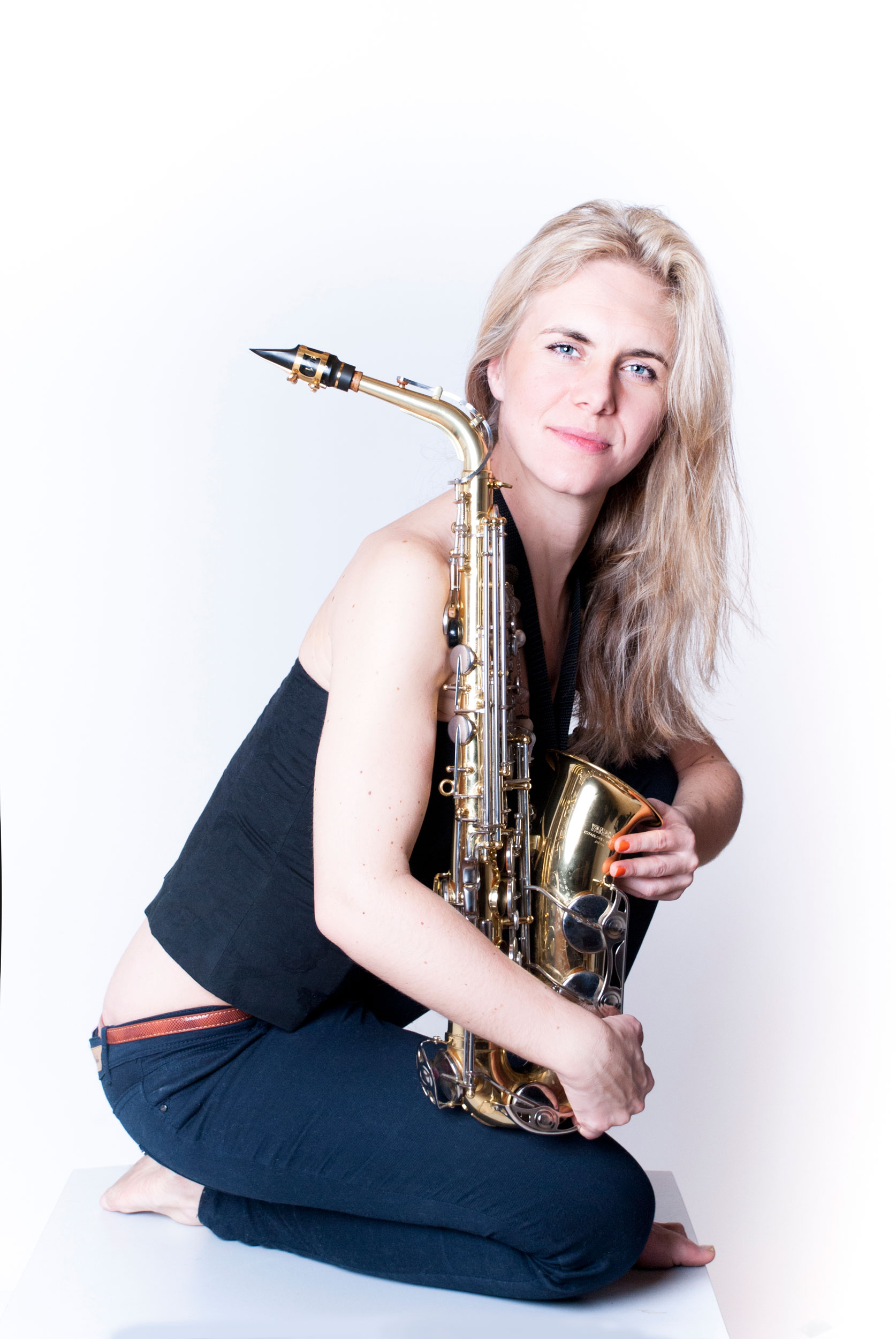 Hire Female Saxophonist Goda | Scarlett Entertainment