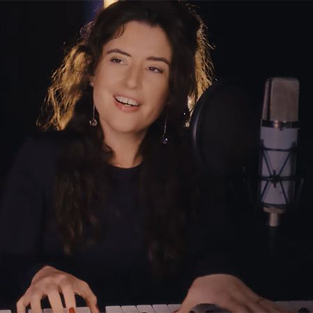 Lounge Singer London