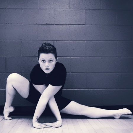 Hand Balance: Rose