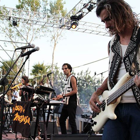Banda de música electrónica independiente