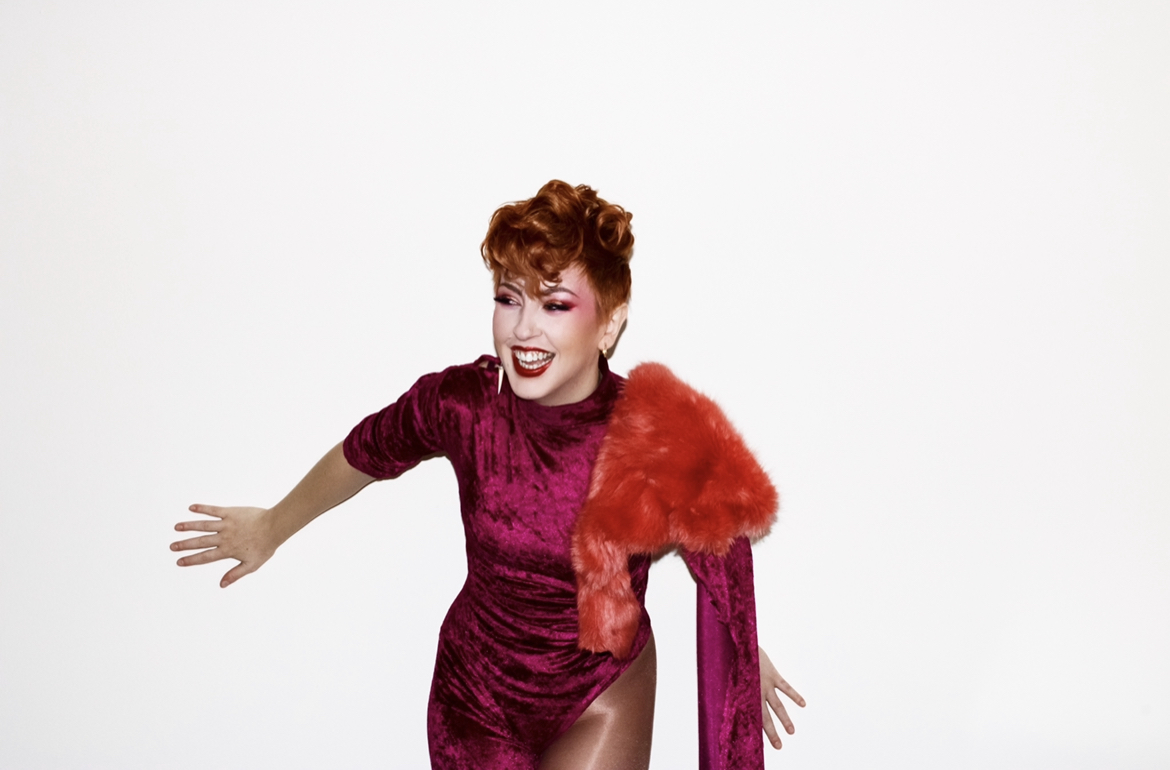 Book Singing Drag Queen Brighton Scarlett Entertainment