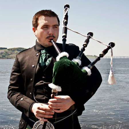 Scottish Bagpiper Ricco