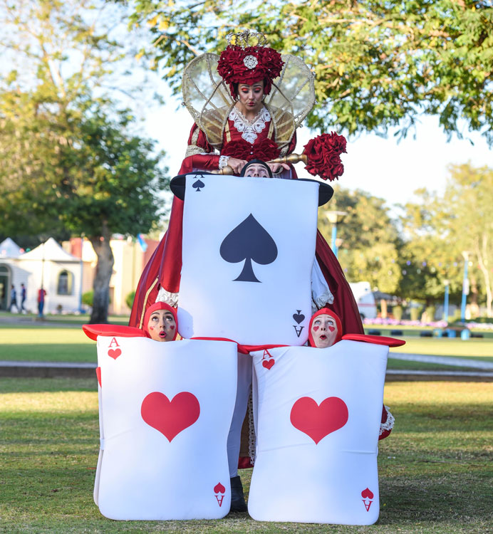 Alice In Wonderland Parade | Scarlett Entertainment