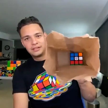 Virtual Rubik's Cube Magician