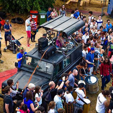 Land Rover Cabine DJ Royaume-Uni