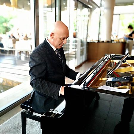 Solo Jazz Pianist Greece