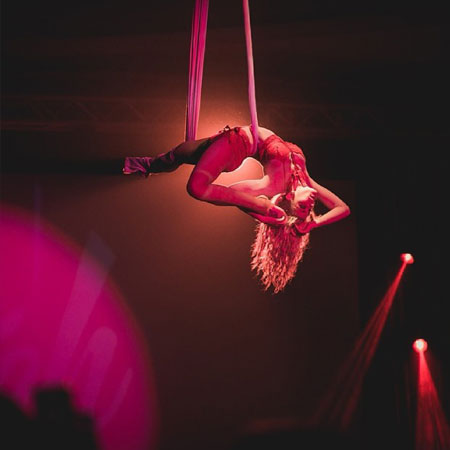 Acrobate Aérien Record du Monde