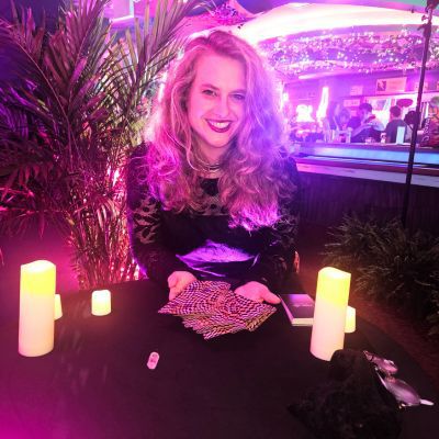 Tarot & Lipstick Reader