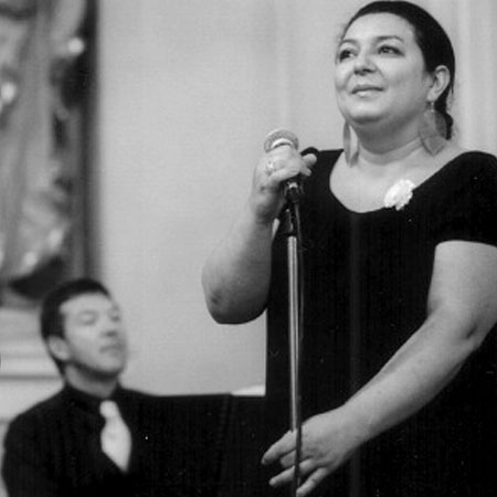 Cantante de Gospel y Pianista Savoie