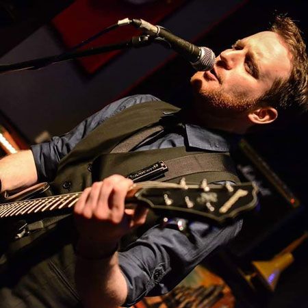 Live-Looping-Cover-Sänger