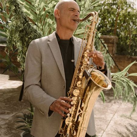 Sax Player Navarre