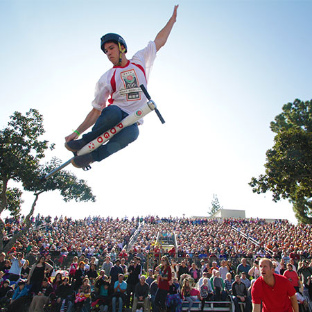 Equipo de Exhibición de Pogo Stick