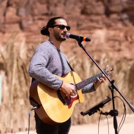 Akustische Gesang & Gitarre Dubai