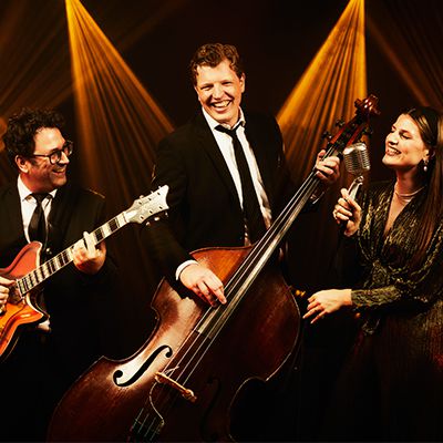 <traduzione in corso> Trio acustico easy-listening </traduzione in corso>
