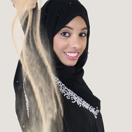 Artista di sabbia femminile Dubai