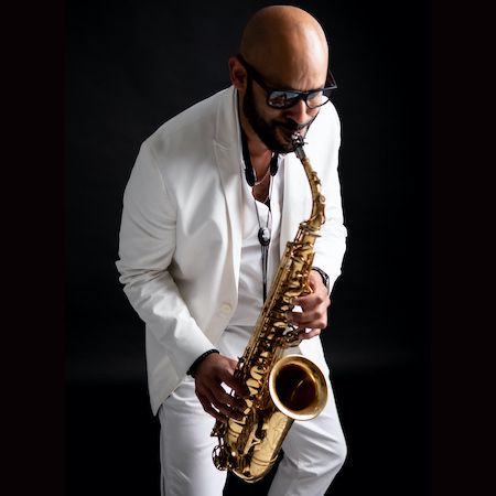 Saxophonist Fernando