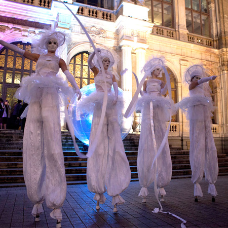 Hire Walk Around Fairies | Themed Entertainment Lyon | Book Stilt Act