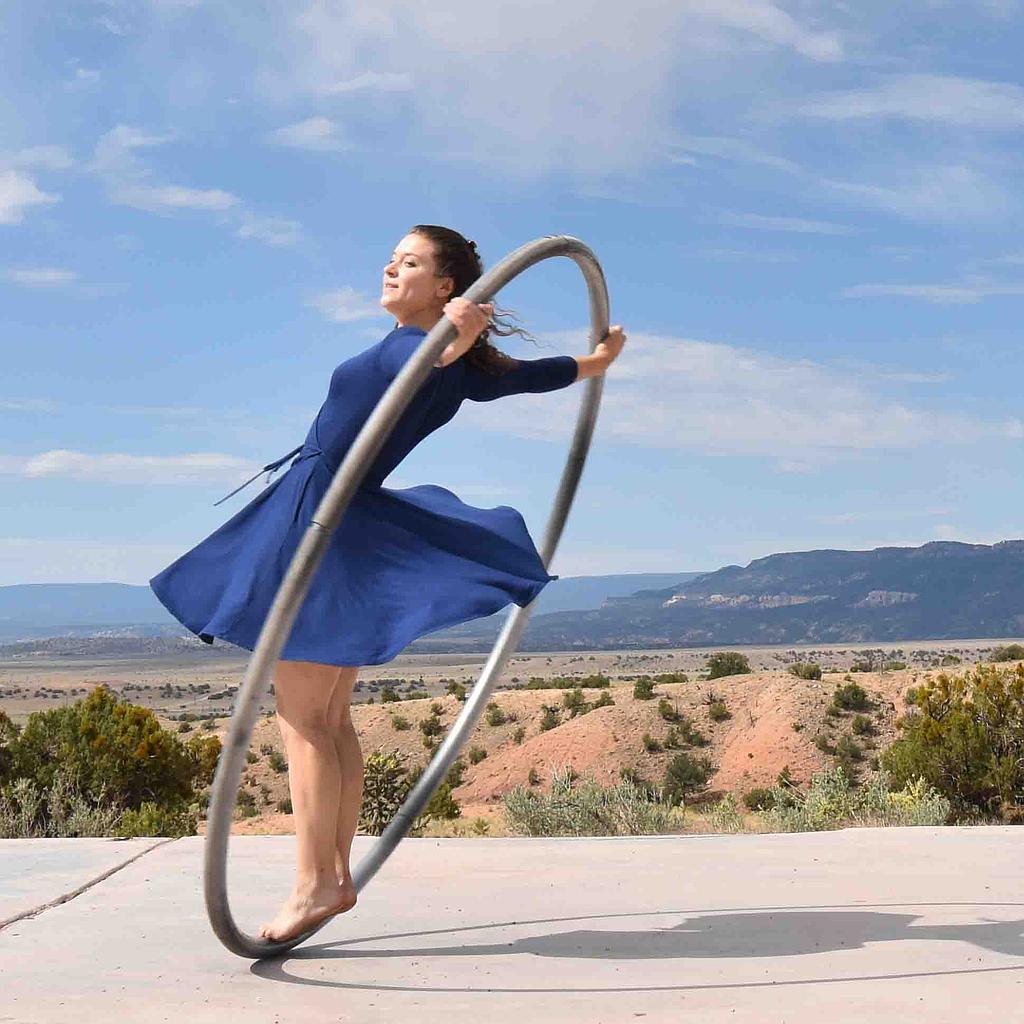 Artista Cyr Wheel di Las Vegas