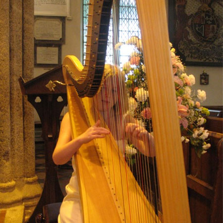 Joueur de harpe et de trompette