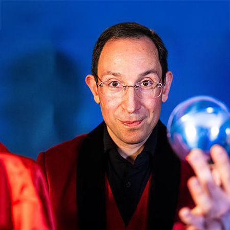 UK Magician Nicholas