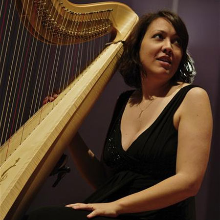 Harpist Caroline