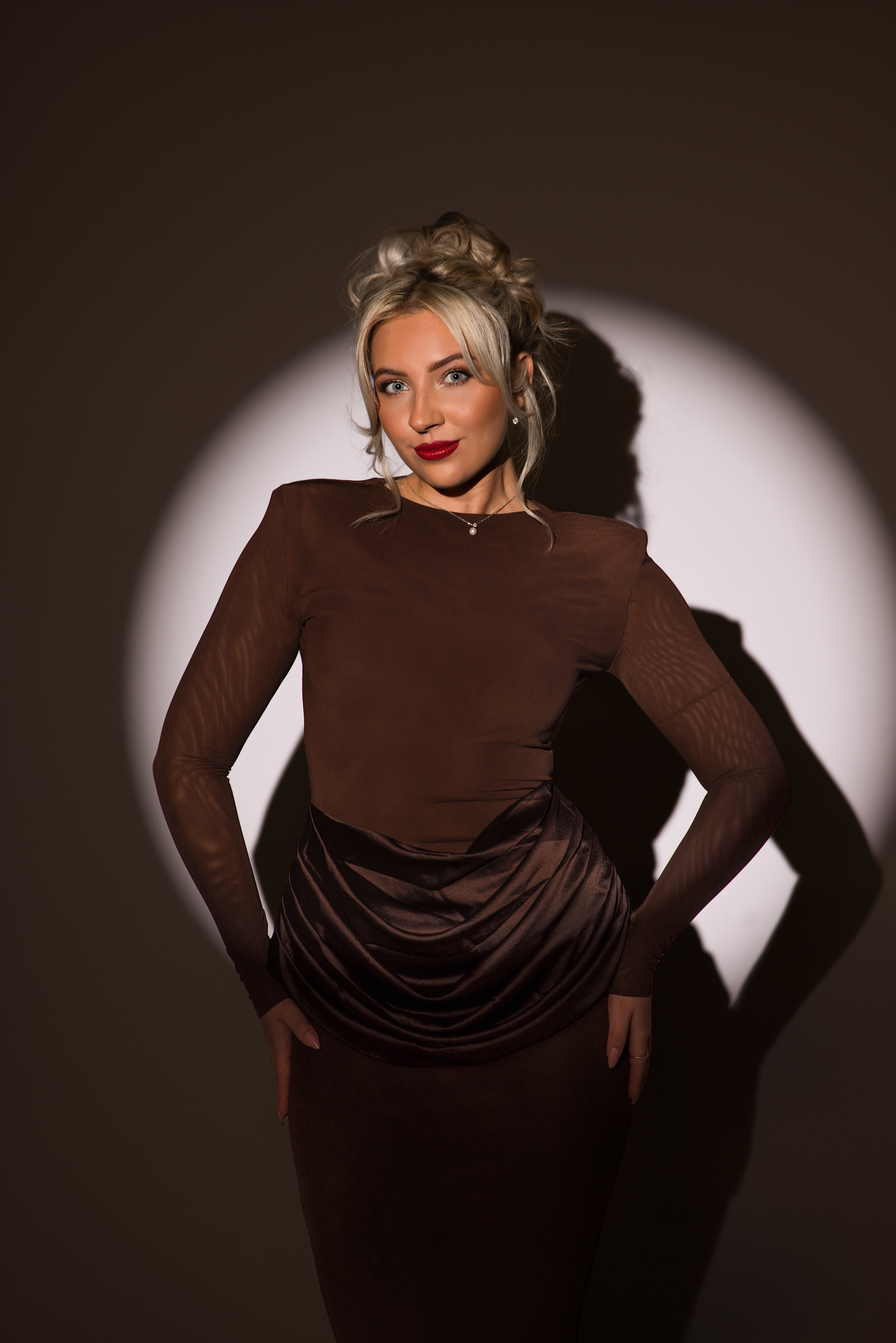 Hire Wedding & Event Singer London | Scarlett Entertainment