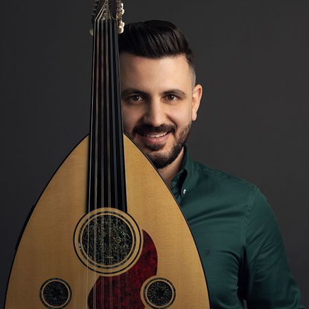  Abu Dhabi Oud Player