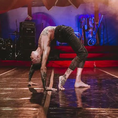 São Paulo Male Contortionist