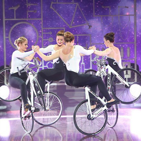 Espectáculo de Bicicletas Acrobáticas Femeninas