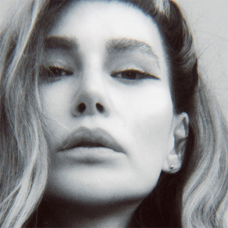 Female Techno DJ Netherlands