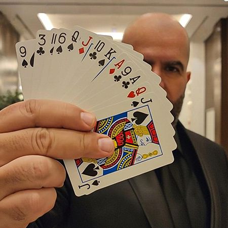 Contemporary Mentalist Dubai