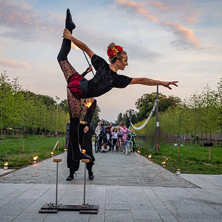 Solo Handbalance Act Amsterdam