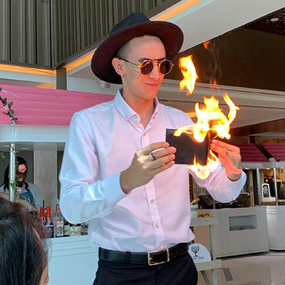 Modern Magician Dubai