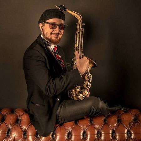 Saxophonist Paris