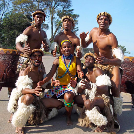 Bailarines y Cantantes Zulú del Reino Unido