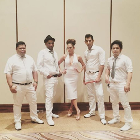 Banda de Fiesta con Vocalista Femenina en Dubai