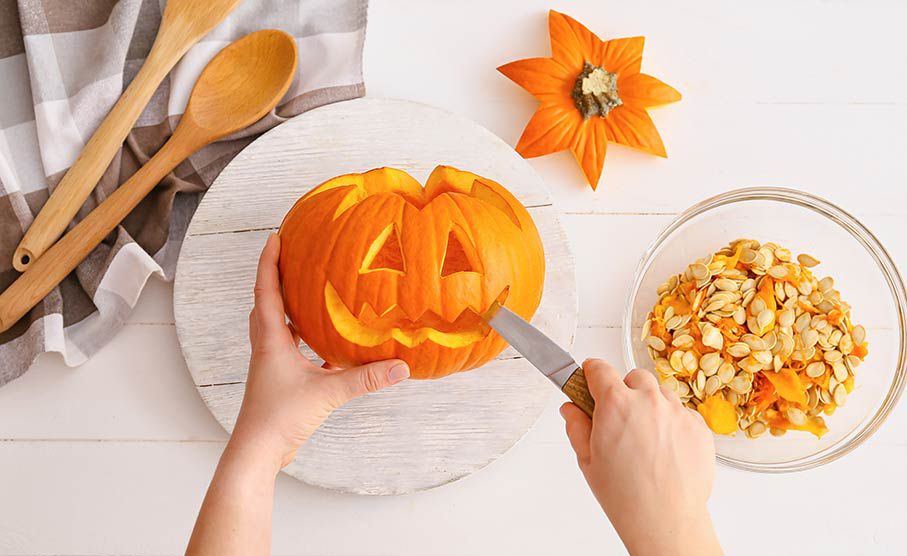 Book Pumpkin Carving Workshops UK | Scarlett Entertainment