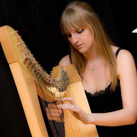 Harpist Silvia