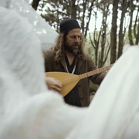 Musicista polistrumentista arabo