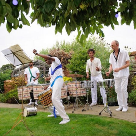 Drumming di Samba brasiliano