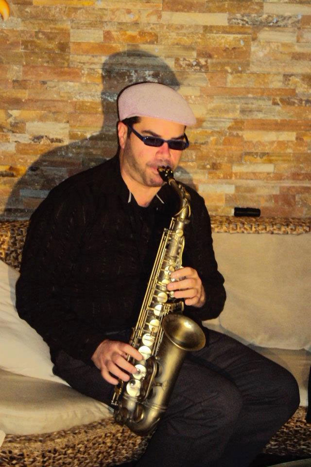 Book or Hire a Saxophonist Marbella Smooth Jazz Sax Player Spain