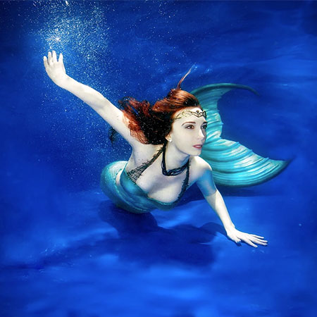 Singing and Swimming Mermaid UK