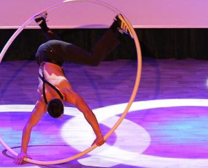 Cyr Wheel Artist Poland - German Wheel Artist | Entertainment Agency