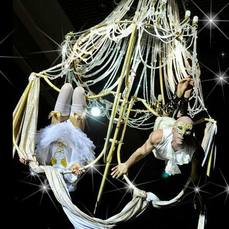 Chandelier Aerialists Italy