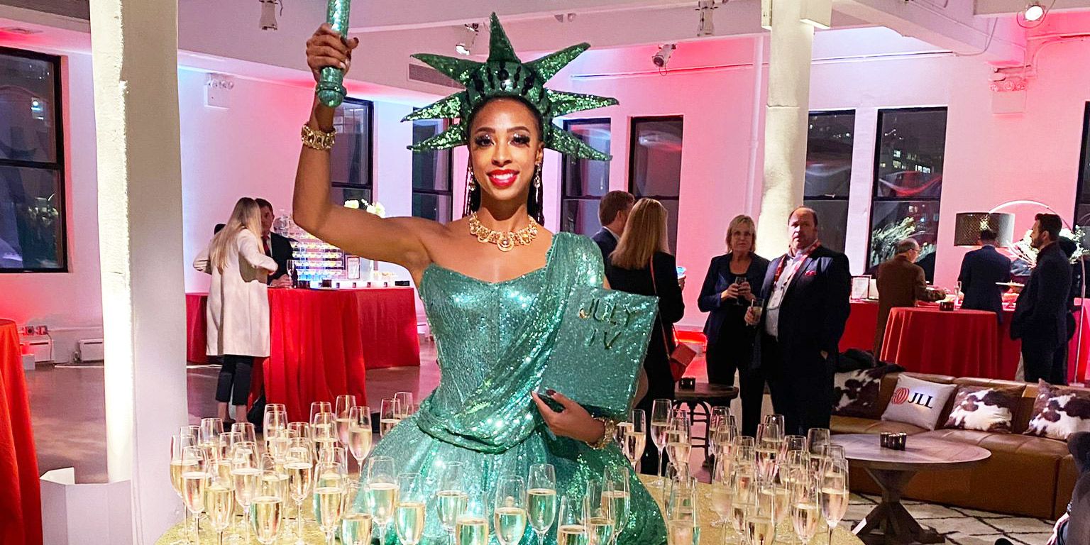 Living Champagne Tables Delight Festive New York Corporate Crowd