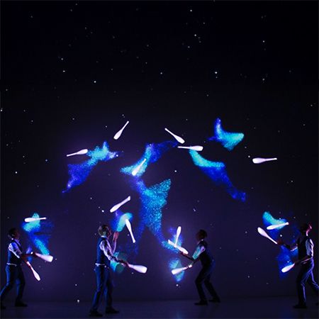 Light Painting Jugglers