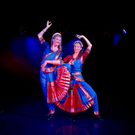 Duo de danse indienne