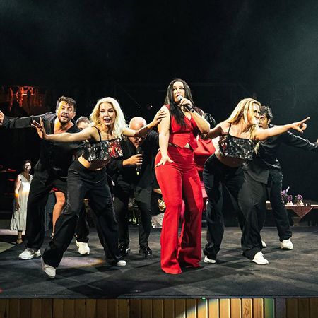 Interactive Live Band Show