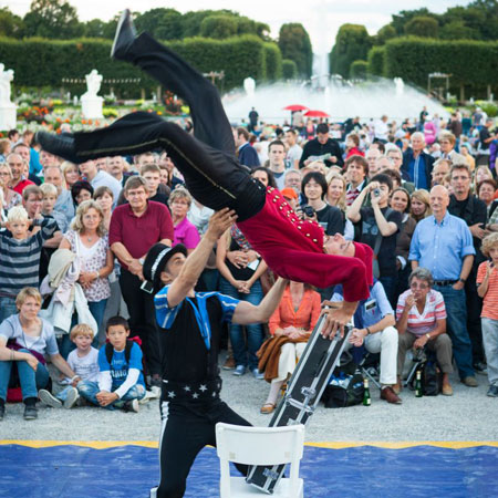 Komödie Acrobat Show