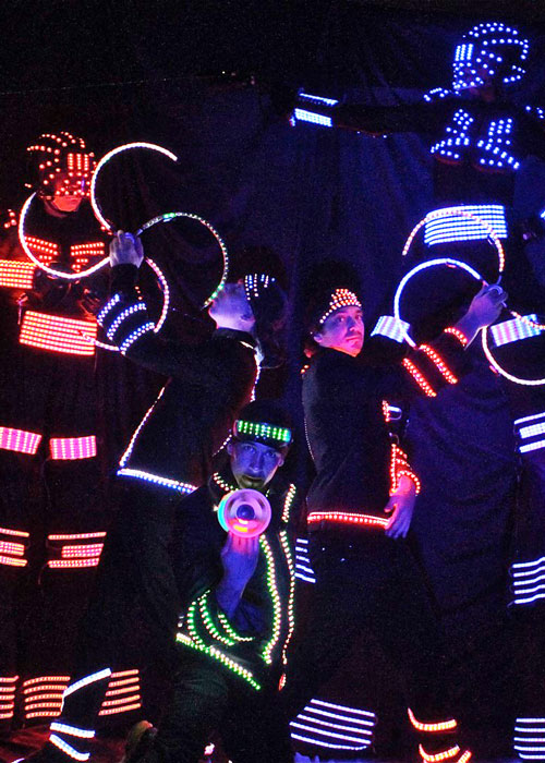 Dubai LED Robots - LED Dance Show | Scarlett Entertainment UAE